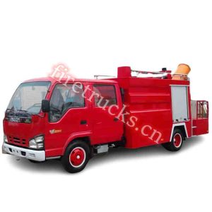 isuzu fire tanker painted red color and has a 2000Liters tanker with rear fog sprayer