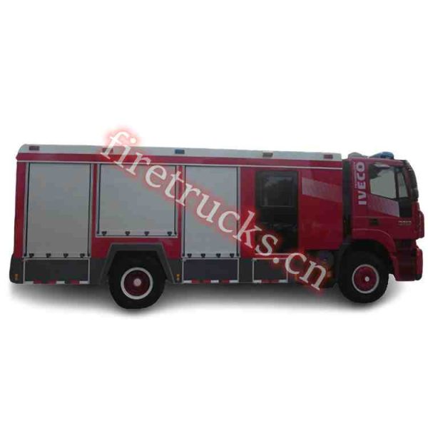 IVECO genlyon fire apliance tanker shows on firetrucks.cn